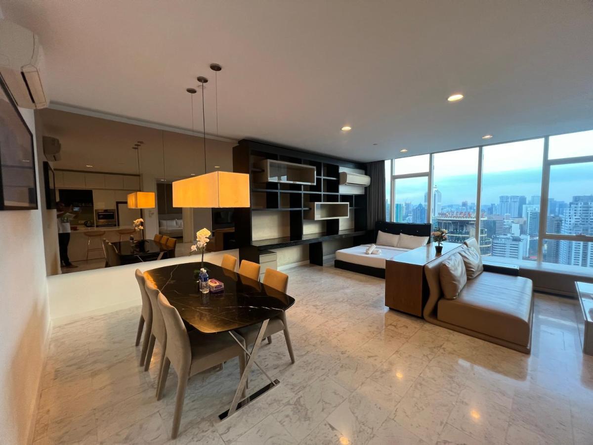 Platinum Suites Klcc Top 51 Kuala Lumpur Exterior photo