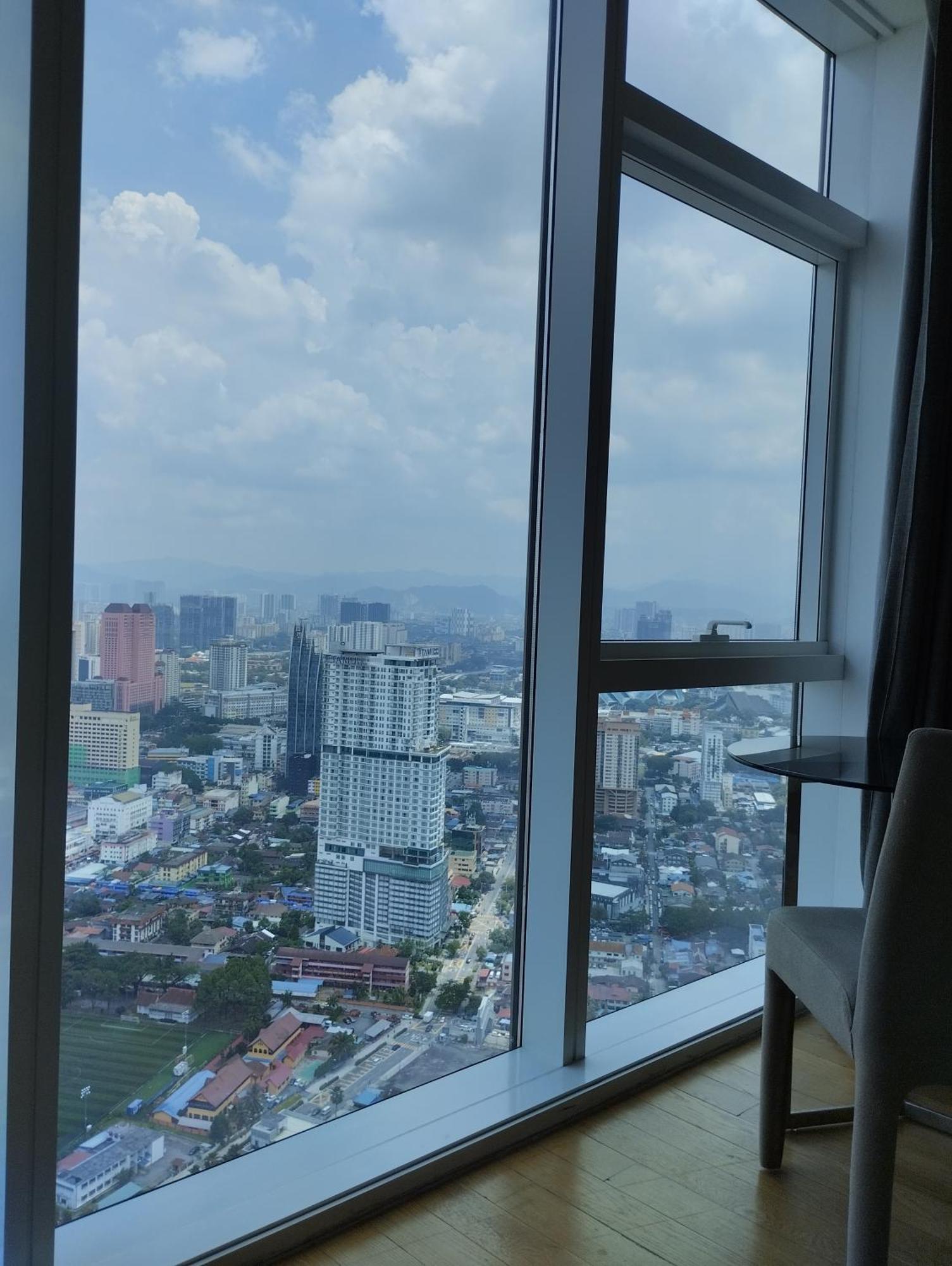 Platinum Suites Klcc Top 51 Kuala Lumpur Exterior photo