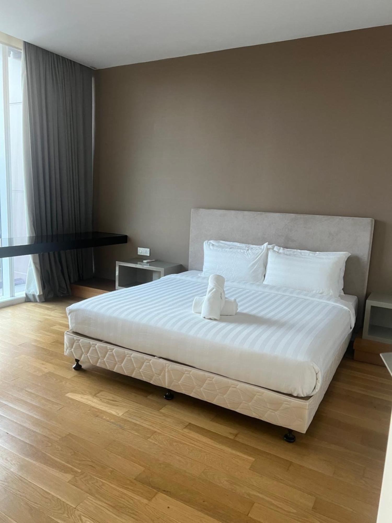 Platinum Suites Klcc Top 51 Kuala Lumpur Exterior photo